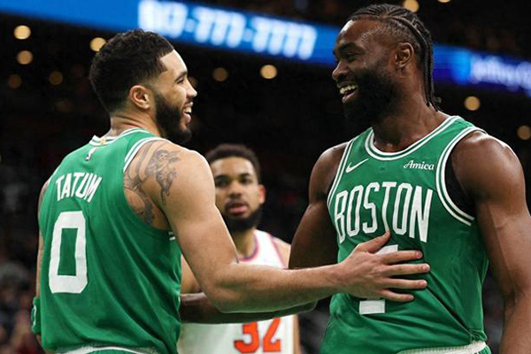 NBA东部格局洗牌：传统强队落势 <a href=/lanqiu/heat/ target=_blank class=infotextkey>热火</a>异军突起